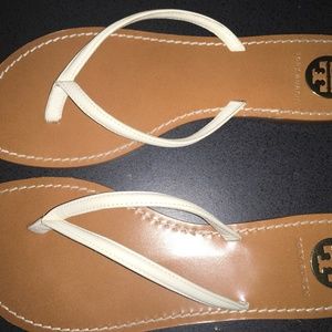 Cream Size 9 Leather Tory Burch Thong flips flops